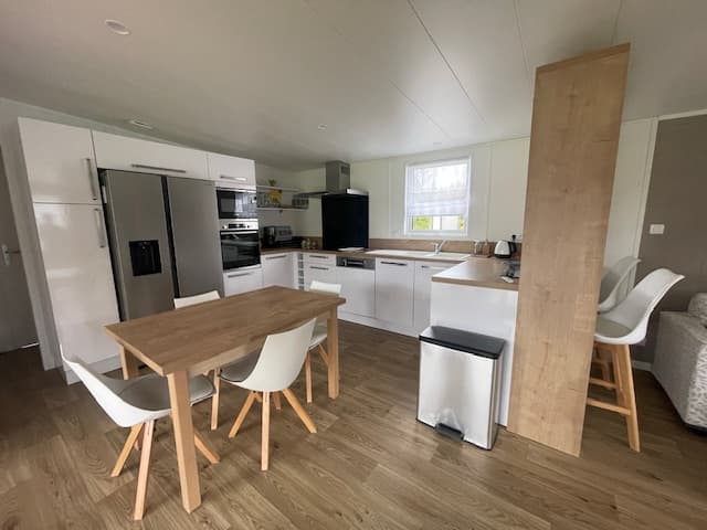Intérieur du Mobil-home DF28, vue 4